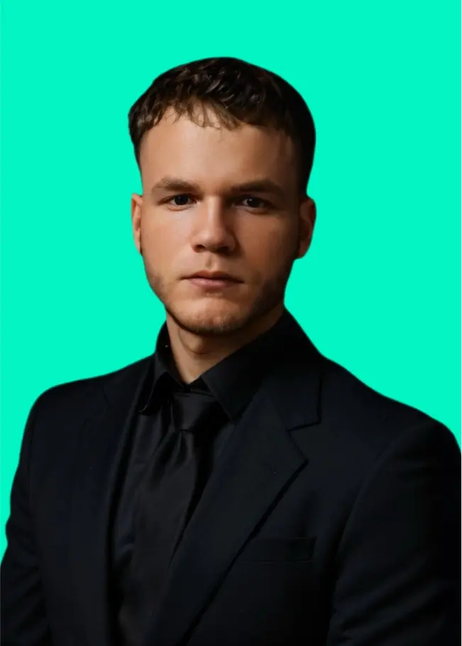Pavel Bozhenev hover